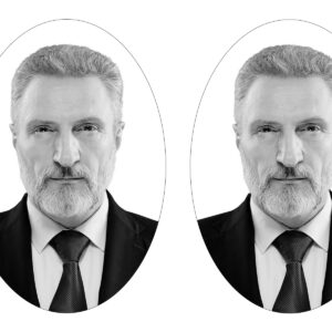 2 Fotos de Estudio Título Ovaladas en Blanco y Negro